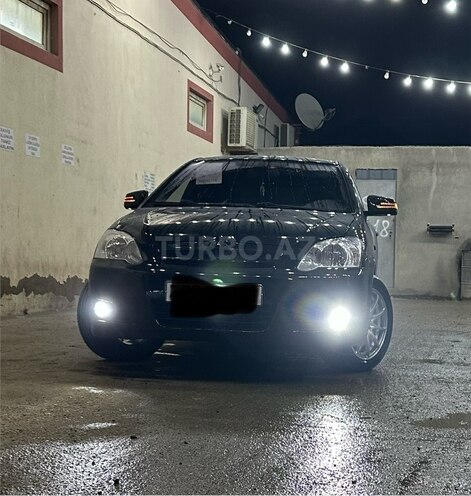 Toyota Corolla 2005, 225,000 km - 1.4 l - Bakı