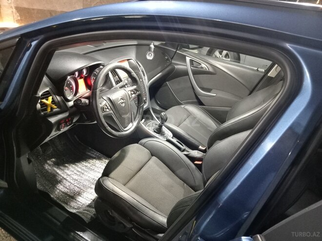 Opel Astra 2014, 444,059 km - 1.7 l - Xaçmaz