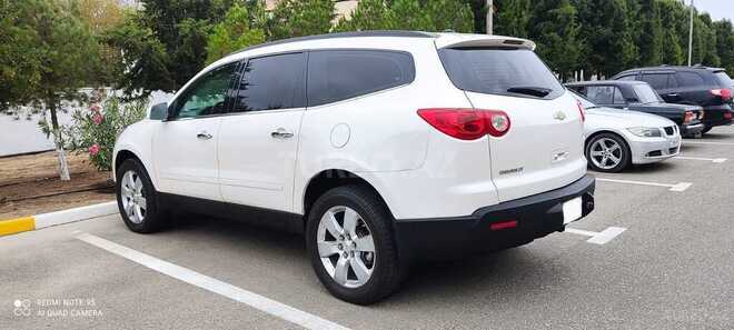 Chevrolet Traverse 2011, 200,000 km - 3.6 l - Bakı