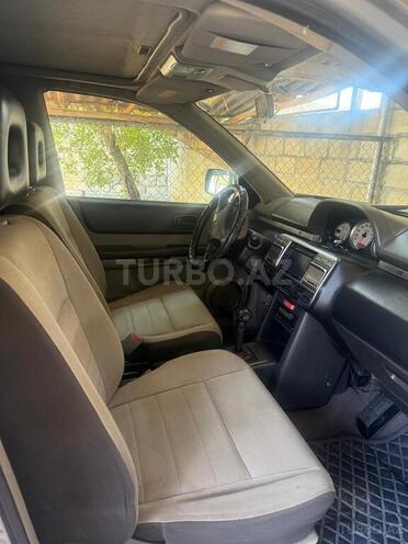 Nissan X-Trail 2001, 302,450 km - 2.0 l - Zaqatala
