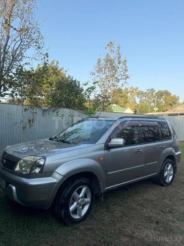 Nissan X-Trail 2001, 302,450 km - 2.0 l - Zaqatala