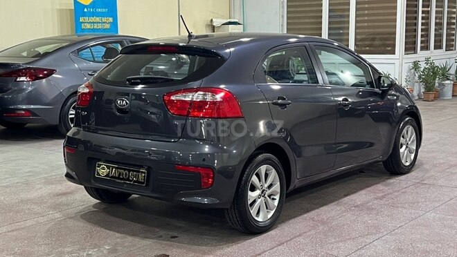 Kia Rio 2015, 30,000 km - 1.4 l - Sumqayıt