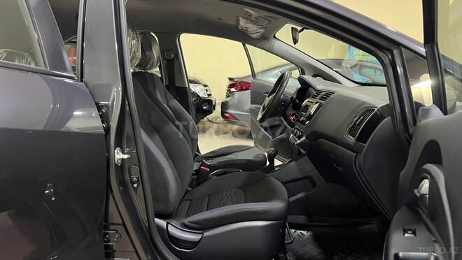 Kia Rio 2015, 30,000 km - 1.4 l - Sumqayıt