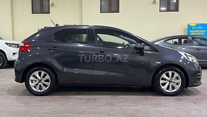Kia Rio 2015, 30,000 km - 1.4 l - Sumqayıt
