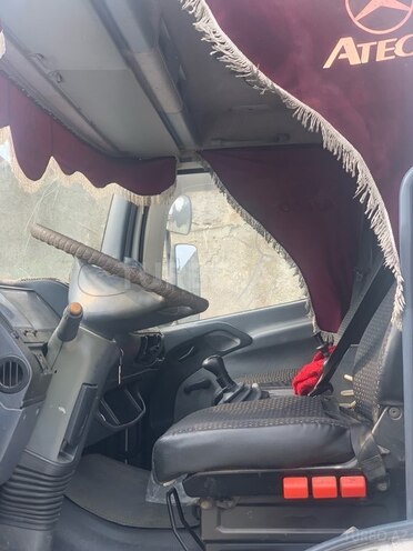 Mercedes Atego 818 1999, 501,489 km - 4.3 l - Sumqayıt