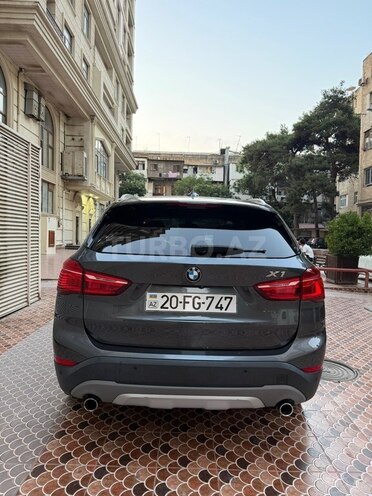 BMW X1 2015, 220,000 km - 2.0 l - Bakı
