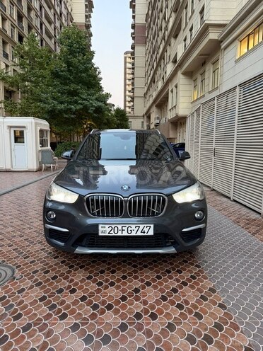 BMW X1 2015, 220,000 km - 2.0 l - Bakı