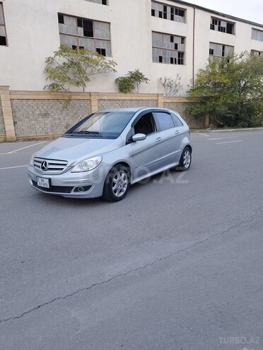 Mercedes B 170 2006, 223,000 km - 1.7 l - Bakı