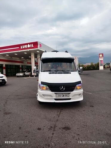 Mercedes Sprinter 313 2002, 421,904 km - 2.2 l - Zaqatala