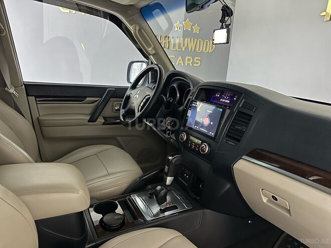 Mitsubishi Pajero 2008, 211,000 km - 3.0 l - Bakı