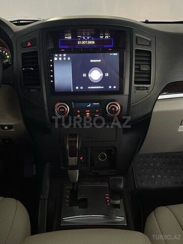 Mitsubishi Pajero 2008, 211,000 km - 3.0 l - Bakı