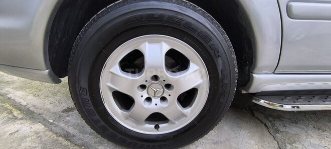 Mercedes ML 320 2003, 318,650 km - 3.2 л - Bakı