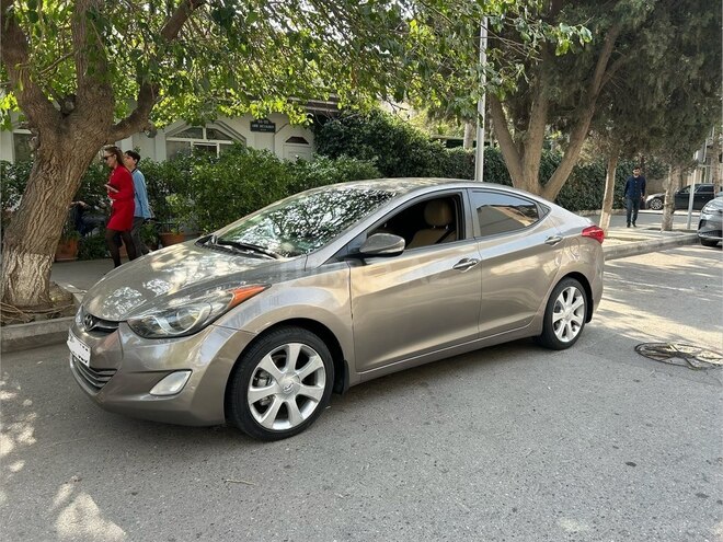 Hyundai Elantra 2013, 233,355 km - 1.8 л - Bakı