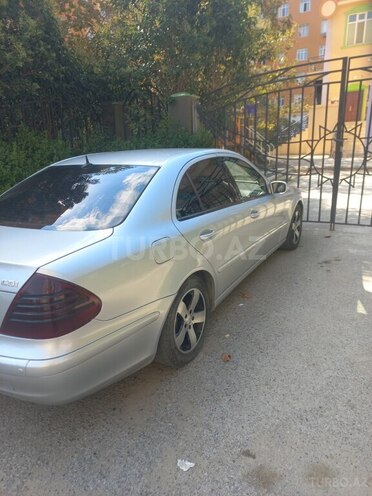 Mercedes E 220 2003, 500,000 km - 2.2 l - Bakı