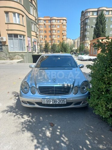 Mercedes E 220 2003, 500,000 km - 2.2 l - Bakı