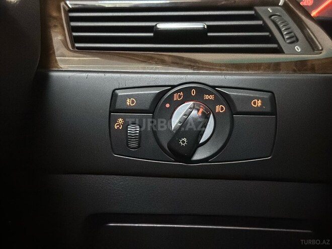 BMW 525 2009, 160,000 km - 2.5 l - Bakı