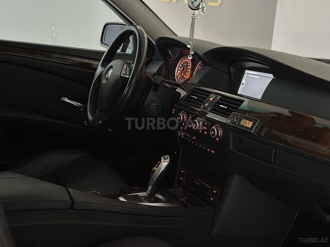 BMW 525 2009, 160,000 km - 2.5 l - Bakı