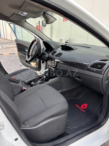 Renault Megane 2012, 354,200 km - 1.6 l - Bakı