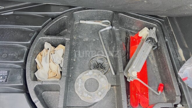 Mercedes C 230 2006, 177,000 km - 2.5 л - Bakı