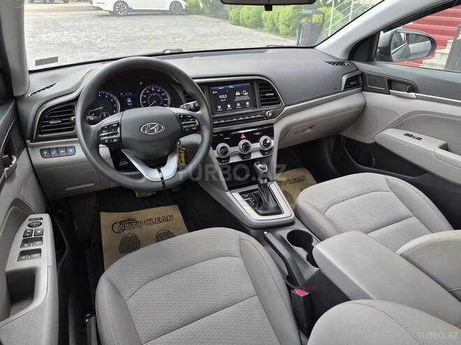 Hyundai Elantra 2018, 114,000 km - 2.0 л - Bakı
