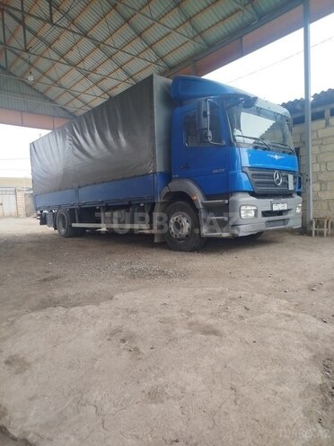 Mercedes Axor 1829 2009, 650,000 km - 6.4 l - Bərdə