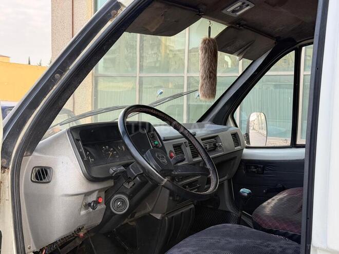 GAZ 2705 1998, 222,222 km - 2.4 л - Salyan