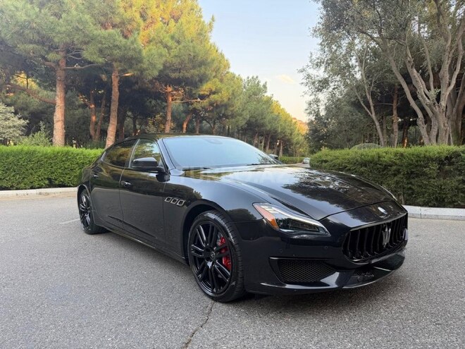 Maserati Quattroporte 2021, 118,000 km - 3.0 l - Bakı