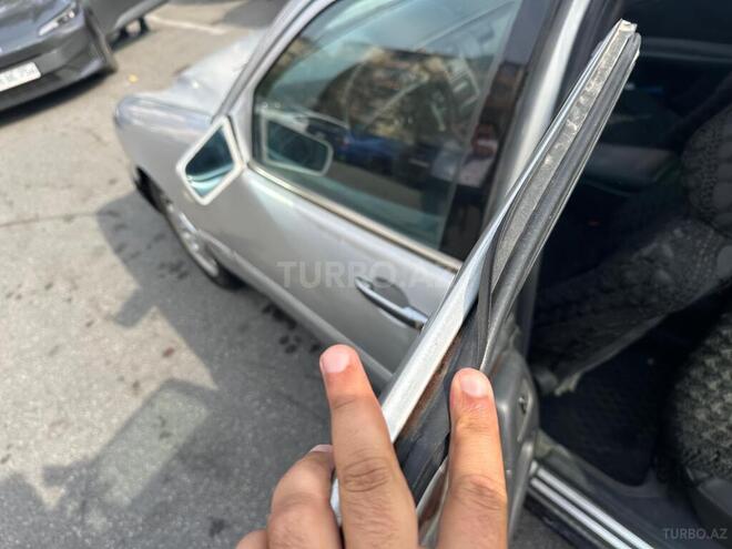 Mercedes E 200 1996, 358,000 km - 2.0 l - Bakı