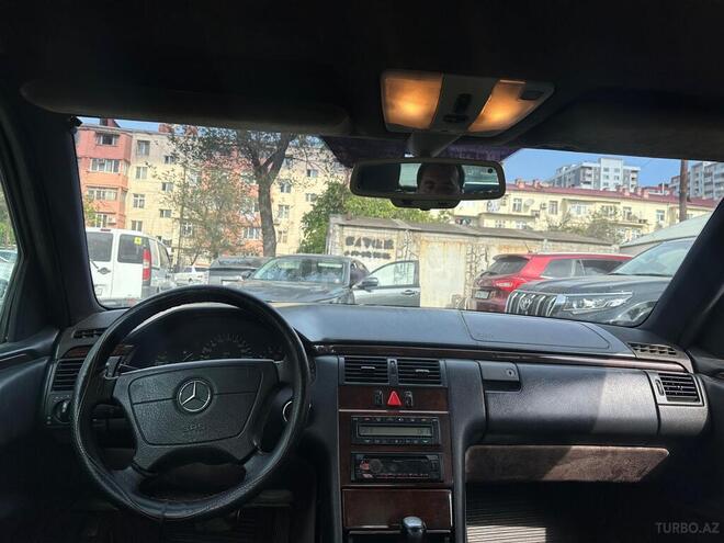 Mercedes E 200 1996, 358,000 km - 2.0 l - Bakı