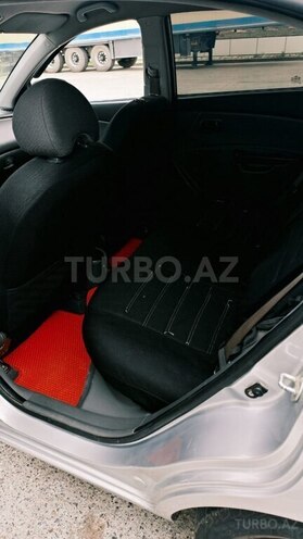 Kia Rio 2009, 352,900 km - 1.5 l - Şirvan