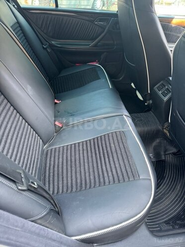 Mercedes E 240 1999, 550,000 km - 2.4 l - İmişli