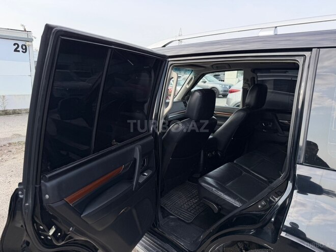 Mitsubishi Pajero 2007, 245,000 km - 3.0 l - Bakı