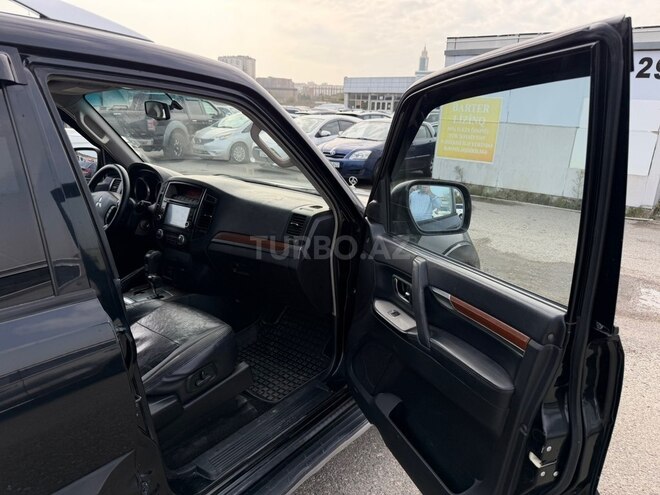 Mitsubishi Pajero 2007, 245,000 km - 3.0 l - Bakı