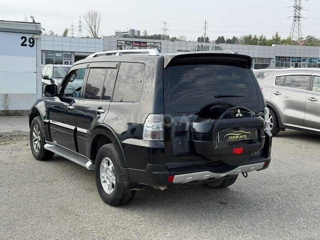 Mitsubishi Pajero 2007, 245,000 km - 3.0 l - Bakı