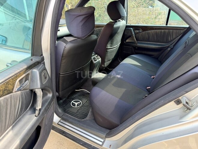 Mercedes E 280 1995, 391,000 km - 2.8 l - Bakı