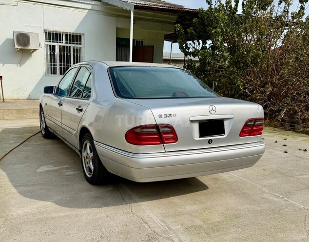 Mercedes E 280 1995, 391,000 km - 2.8 l - Bakı