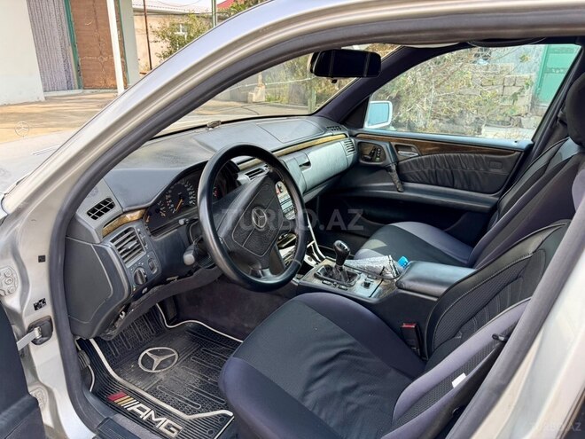 Mercedes E 280 1995, 391,000 km - 2.8 l - Bakı