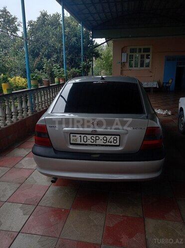 Opel Vectra 1997, 249,800 km - 1.8 l - Bakı