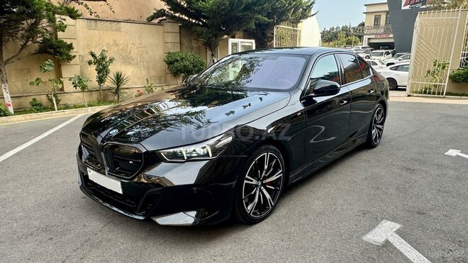 BMW i5 2023, 60,000 km - 0.0 л - Bakı