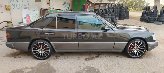 Mercedes 220 E 1994, 425,000 km - 2.2 l - Bakı