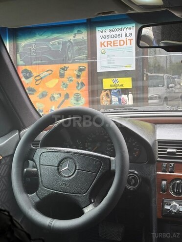 Mercedes C 180 1994, 700,000 km - 1.8 л - Salyan