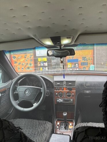 Mercedes C 180 1994, 700,000 km - 1.8 л - Salyan