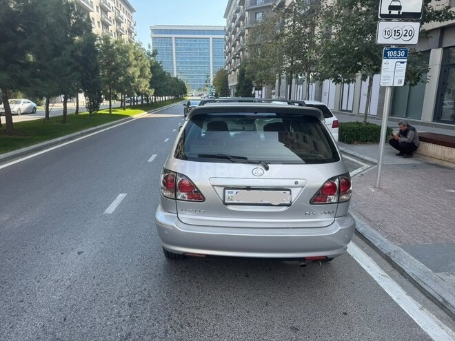 Lexus RX 300 2002, 167,000 km - 3.0 l - Bakı