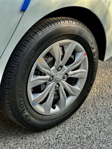 Hyundai Accent 2019, 118,000 km - 1.4 л - Bakı