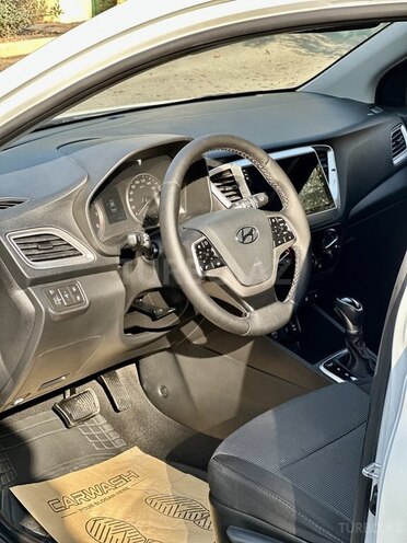 Hyundai Accent 2019, 118,000 km - 1.4 л - Bakı