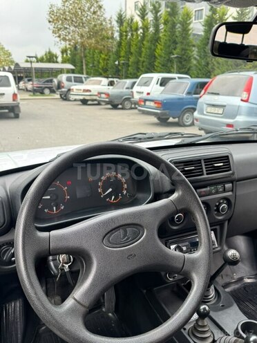 LADA (VAZ) Niva 2021, 74,000 km - 1.7 l - Quba