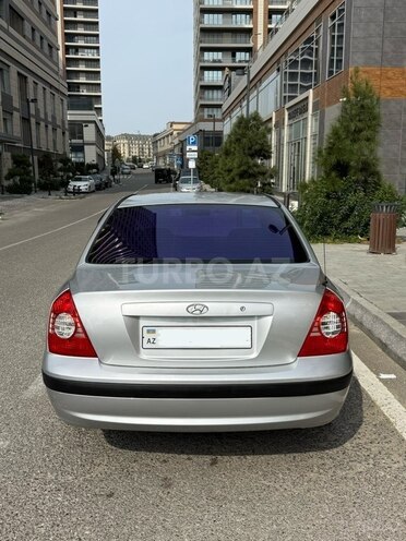 Hyundai Elantra 2005, 250,000 km - 1.6 l - Bakı