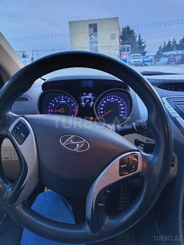 Hyundai Elantra 2011, 260,000 km - 1.8 l - Bakı