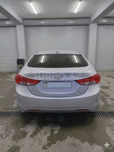 Hyundai Elantra 2011, 260,000 km - 1.8 l - Bakı