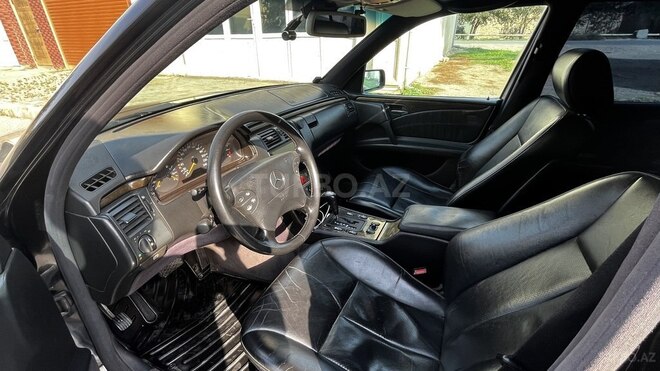 Mercedes E 240 1998, 460,000 km - 2.4 l - Bakı